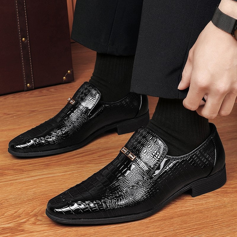 New Men's Solid Business Leather Shoes